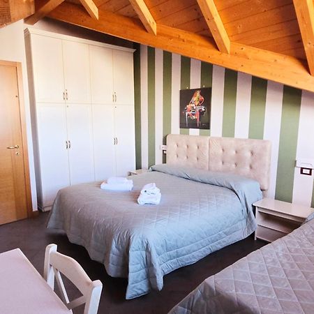 Made In Italy Hotel Бергамо Екстериор снимка